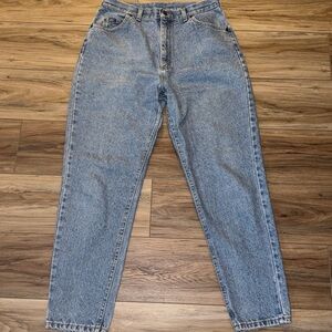 Vintage Lee High Rise Tapered Leg Mom Jeans USA Made 32 Waist 30 Inseam (Tag 16)
